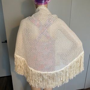CALIFORNIA THINGS VINTAGE SHAWL